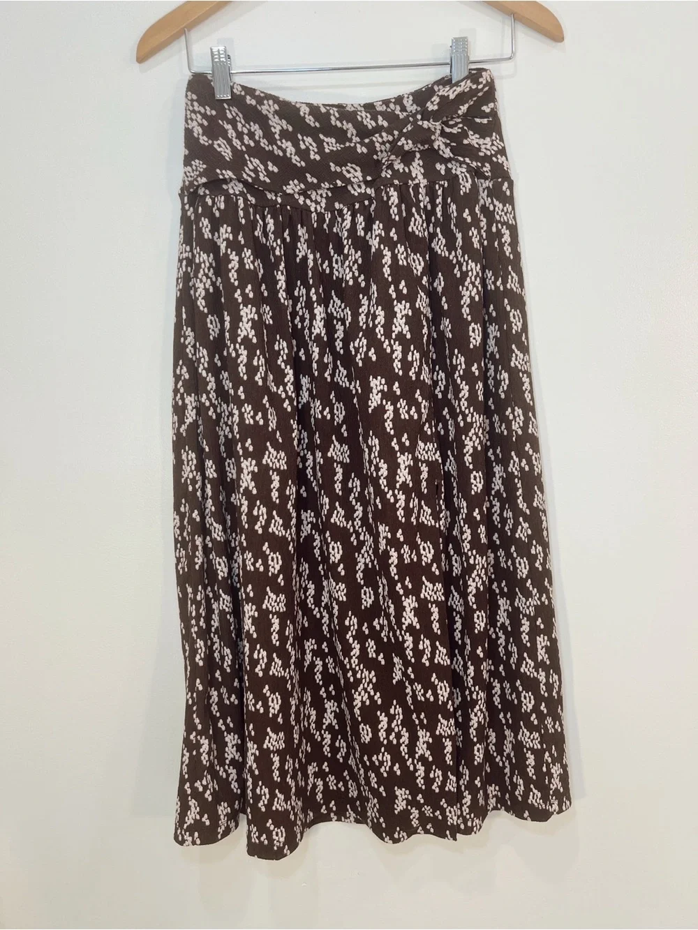 Anthropologie‎ Twist Front Midi Skirt